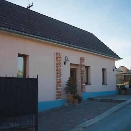 Apartment Nitrianske Pravno *